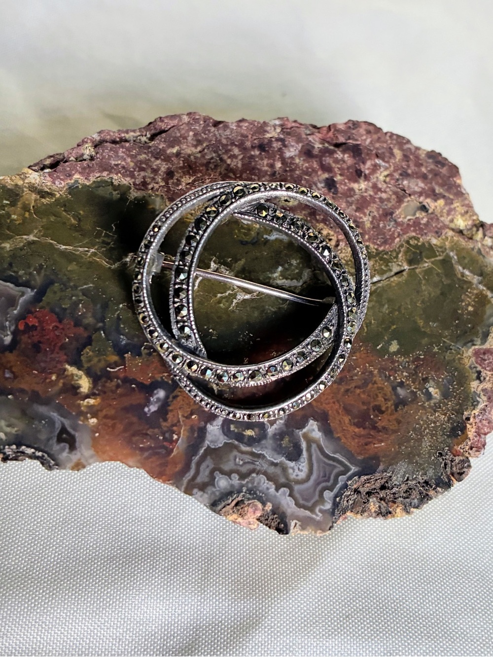 925 Sterling Silver Vintage Real Marcasite Interlocked Pin Brooch